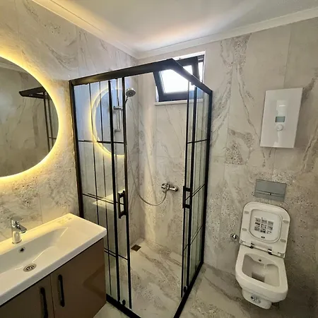 Apartment New By Cleopatra